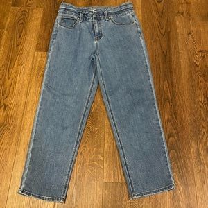 Straight Leg, super stretchy Jean